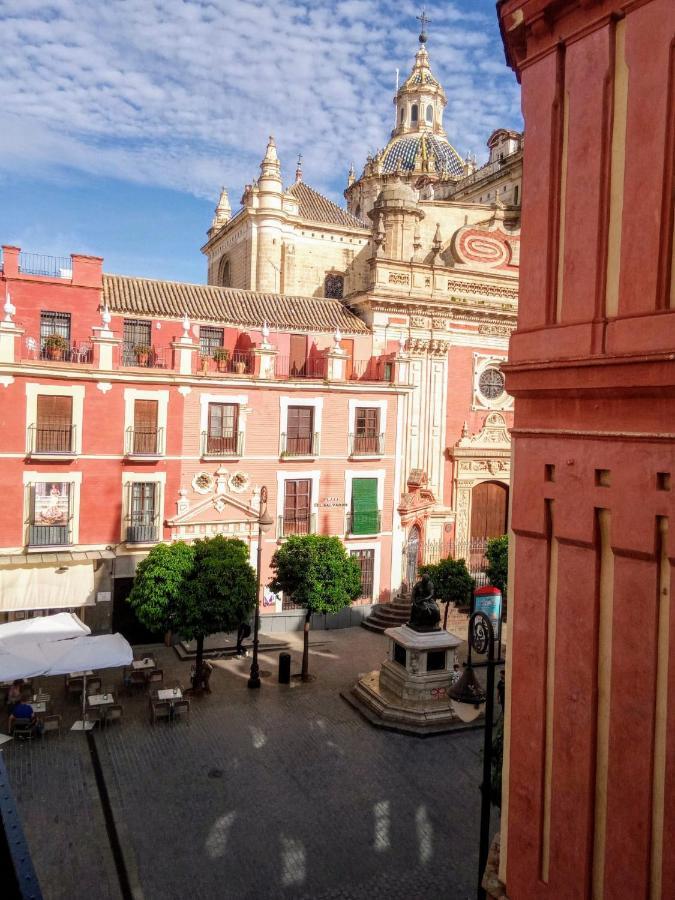 Loft In The Heart Of Sevilla Bagian luar foto