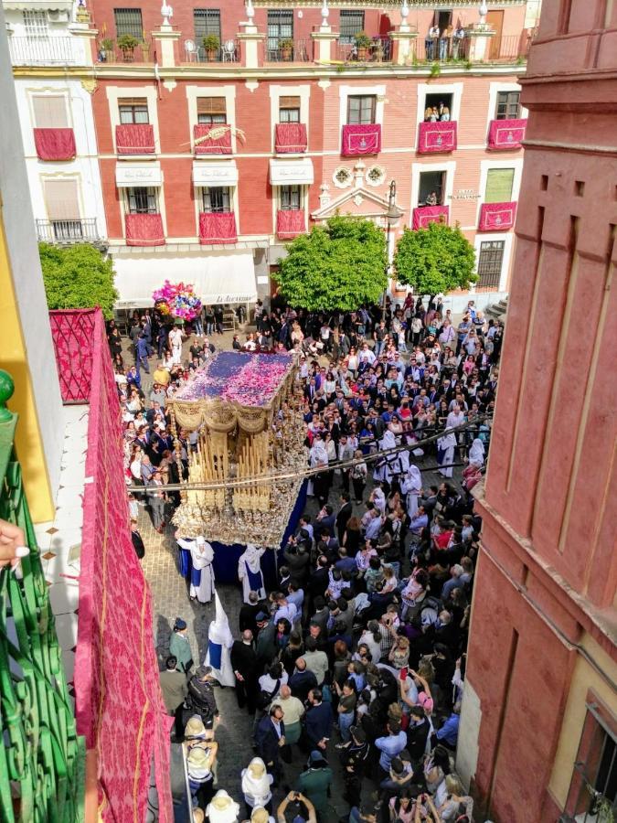 Loft In The Heart Of Sevilla Bagian luar foto