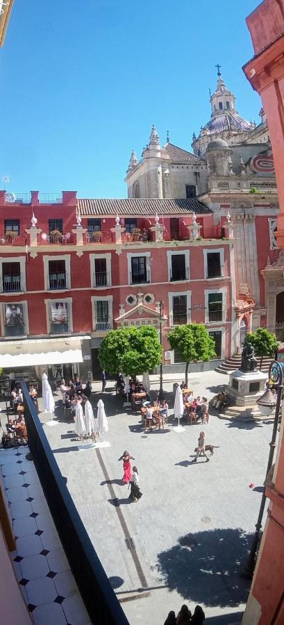 Loft In The Heart Of Sevilla Bagian luar foto